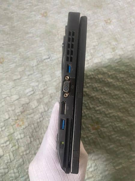 Lenovo x230i touch secreen 3rd generation i3 11