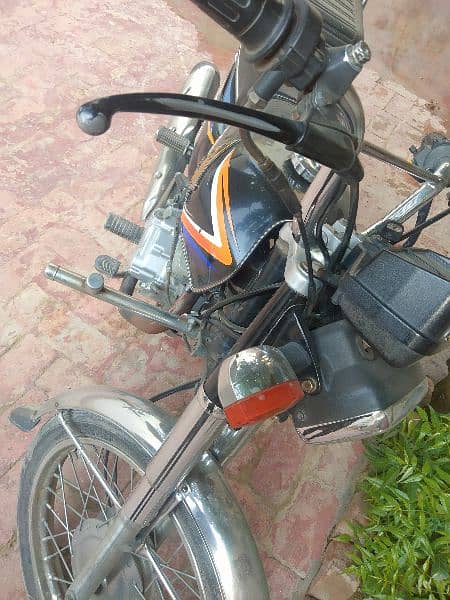 Honda 125 ok condition hain 3