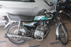 Honda 125 2022/23 condition like new