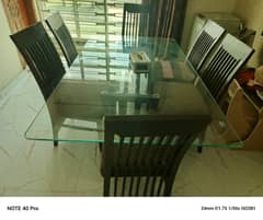 6 chairs dinning table for urgent sales