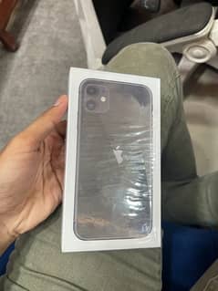 iPhone 11 64gb box Pack non active