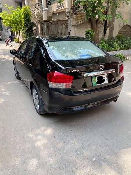 mint condition Honda city 1.3 ivtec 2