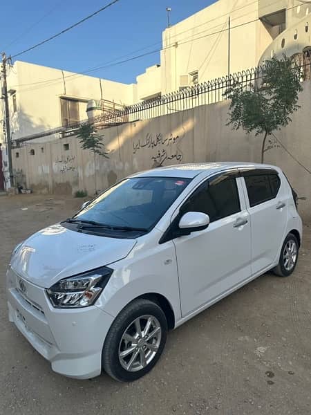 2021 Daihatsu Mira GSA3 Pearl White 1