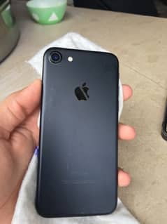 iPhone 7 10/10 condtion non pta seald set