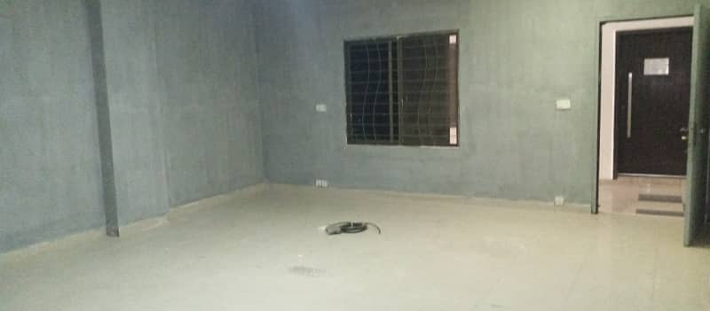 600 Sq ft first floor hall for rent in johar town phase 2 4