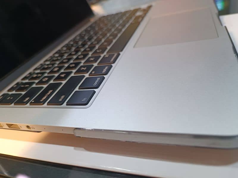 Macbook Pro 2015 8/256 GB 1