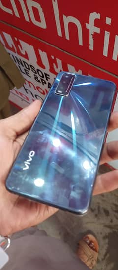 vivo y20 4/64 with box