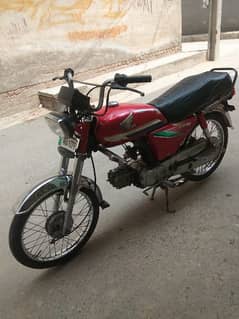 Honda CD 70(03201594769)