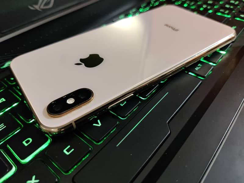 iphone xs max 3