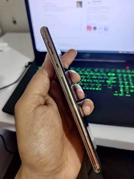 iphone xs max 5