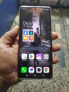 TECNO SPARK 20 Pro+.