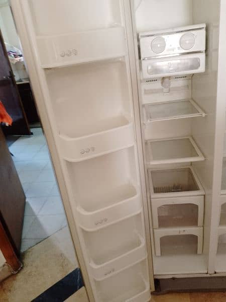 double door LG fridge 2