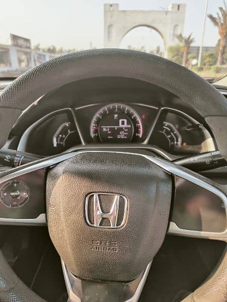 Honda Civic VTi 2016 4