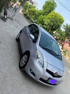 Toyota Vitz 2012