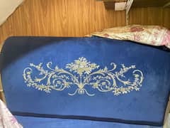 VELVET ENGRAVED KING SIZED IMPORTED BED