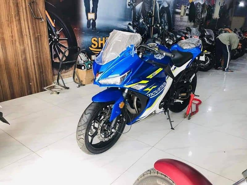 CBR 350cc Honda replica 1