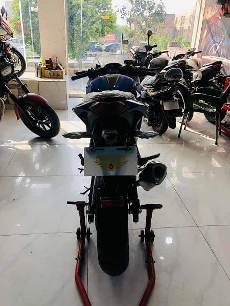 CBR 350cc Honda replica 6