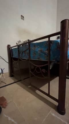 iron bed