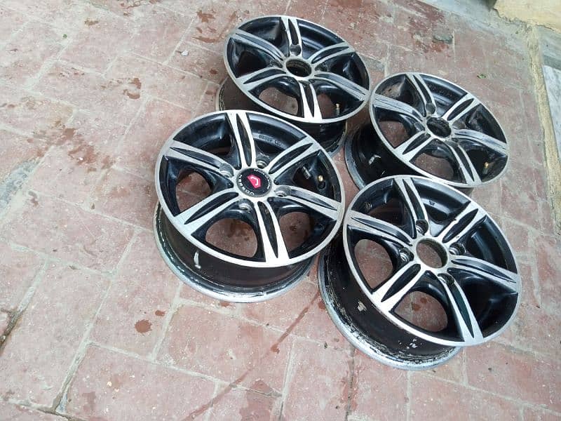 Alloy Wheels R13" . . . 1