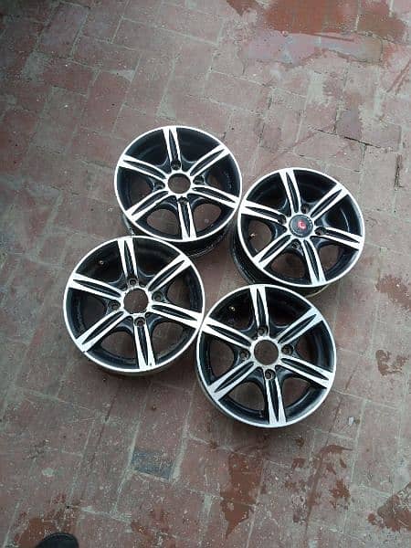 Alloy Wheels R13" . . . 5