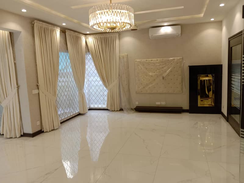 1 Kanal Out Class Proper Luxury Bungalow For Rent In Block DHA Phase 3 Lahore 3