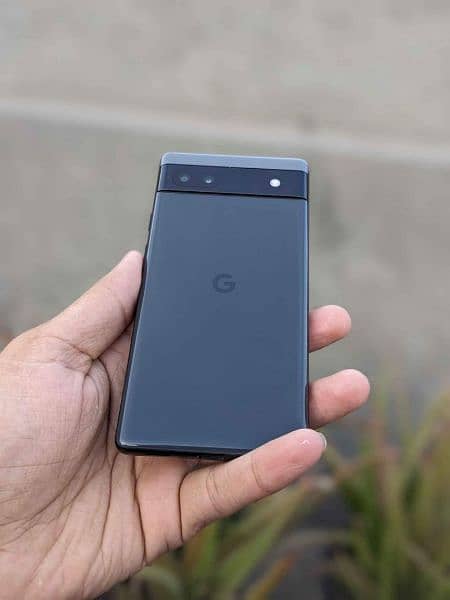 google pixel 6a 10/10 read description 2