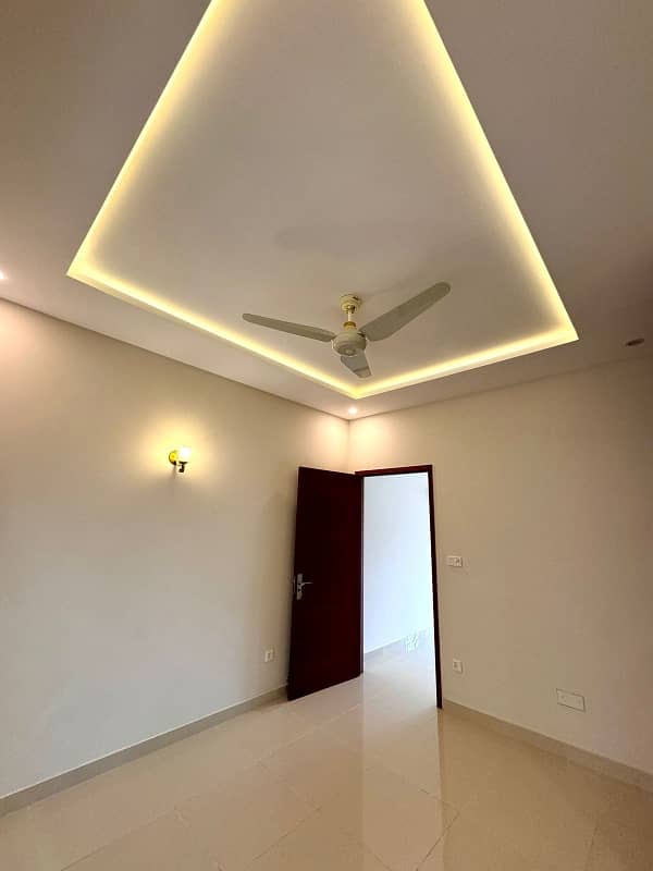 Brand New Luxury 5Marla Full House Is Available For Rent In D. 12 4