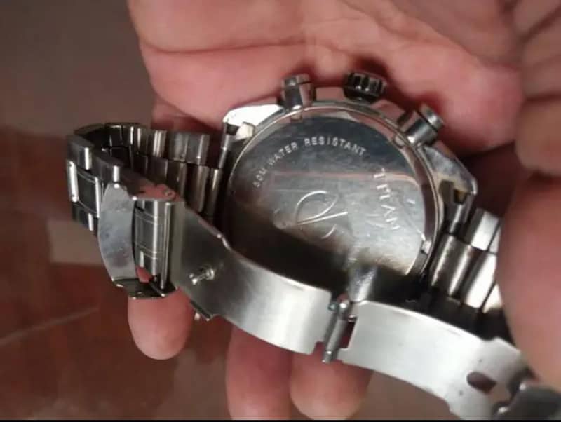 Titan Chronograph Watch 4