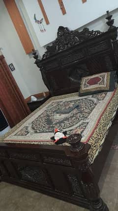 chinoti double bed with dressing