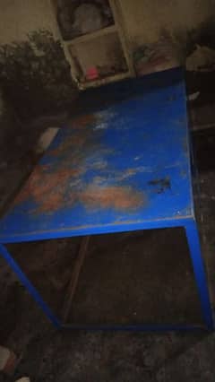 iron rack, good condition 03064172348