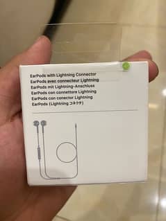 apple orignal handfree box packed