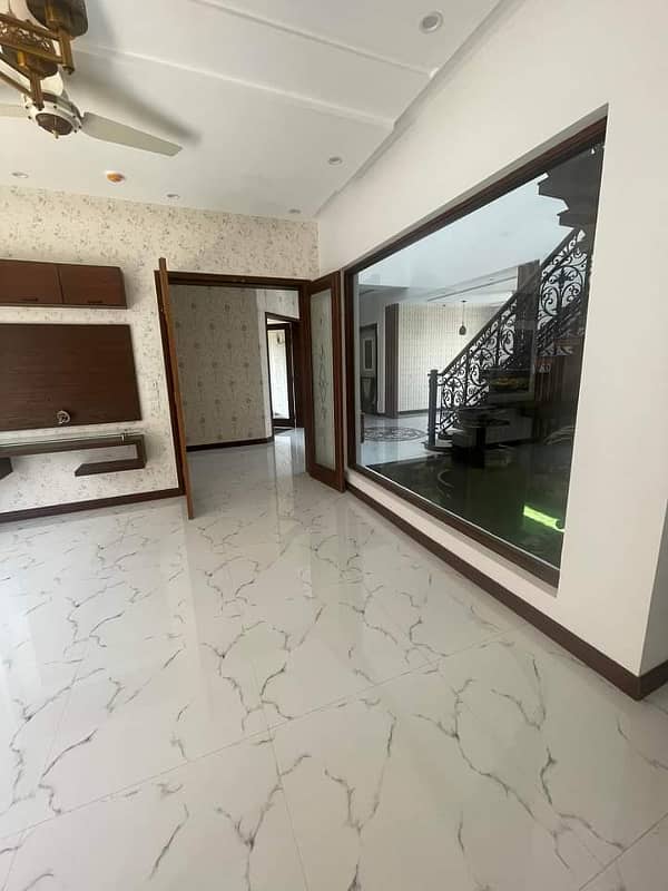 1 Kanal Super Out House Prime Hot For Rent Dha Phase3 17