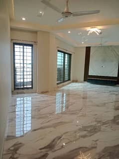 4 floor Available For Rent in Askari 11 Lahore