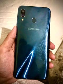 Samsung galaxy a30 4/64 pta approved