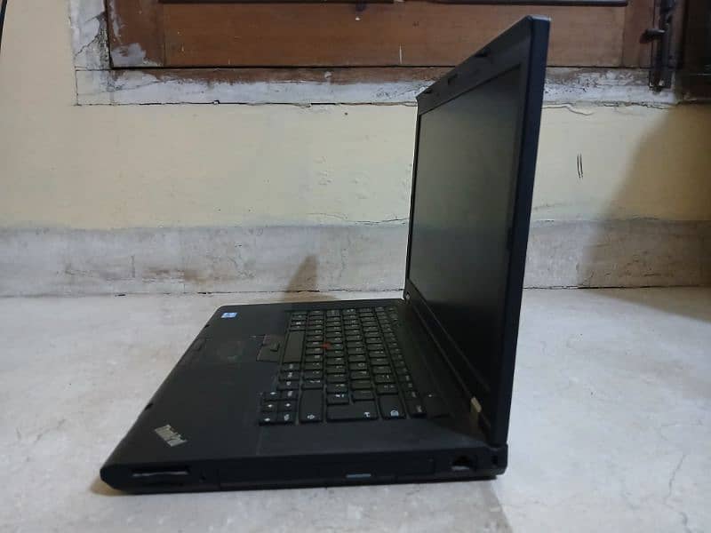 Lenovo Thinkpad workstation W530 Laptop 8 GB ram, 2gb graphics card 10