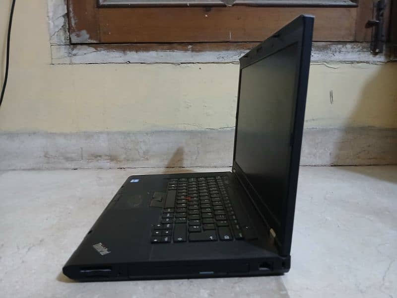 Lenovo Thinkpad workstation W530 Laptop 8 GB ram, 2gb graphics card 11