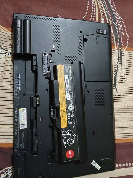 Lenovo Thinkpad workstation W530 Laptop 8 GB ram, 2gb graphics card 16