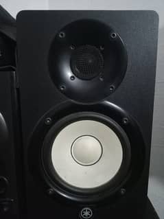 Yamaha HS 5 monitor speaker first hand used