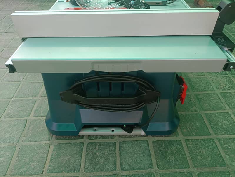 Bosch GTS 635-216 table saw ara machine new in box 7