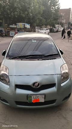 Toyota Vitz 2009/2012 (1000cc)