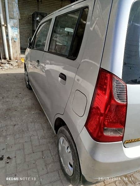 Suzuki Wagon R 2018 4