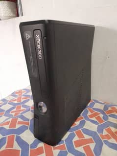 Xbox 360 slim 250gb games installed