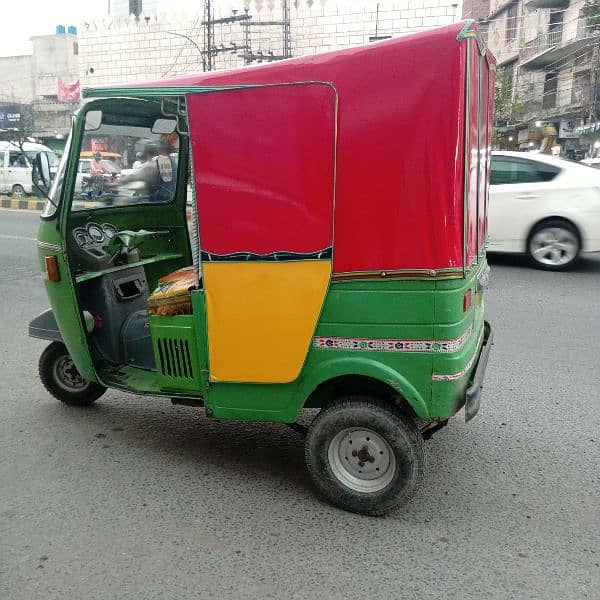 Good Condition Rickshaw For Sale Argent 2