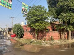 1 kanal corner plot in Johar Town commercial zone