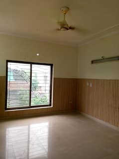 Kanal House For Rent For Silent Office Wapda Town 0