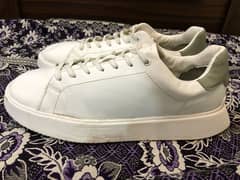 ZARA white light weight sneakers