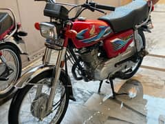 Honda CG 125 (5 months used) reasonable price