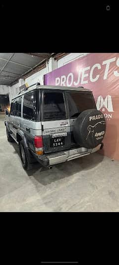 Toyota Prado 1990