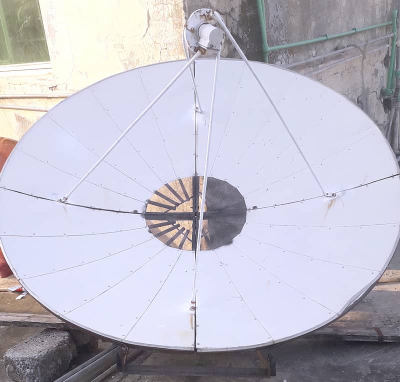 Dish  Antenna  6 Feet 2