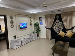 1 Bed Lavish Fully Furnished Apartment For Rent